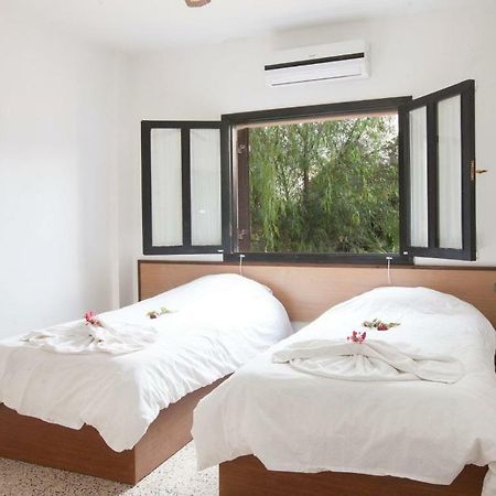 Balci Plaza Hotel And Balci Plaza Guest Bungalows Karpaz Peninsula Selenias Exterior foto