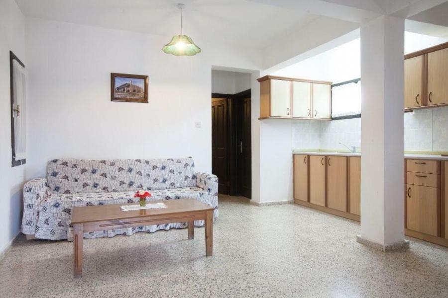 Balci Plaza Hotel And Balci Plaza Guest Bungalows Karpaz Peninsula Selenias Exterior foto